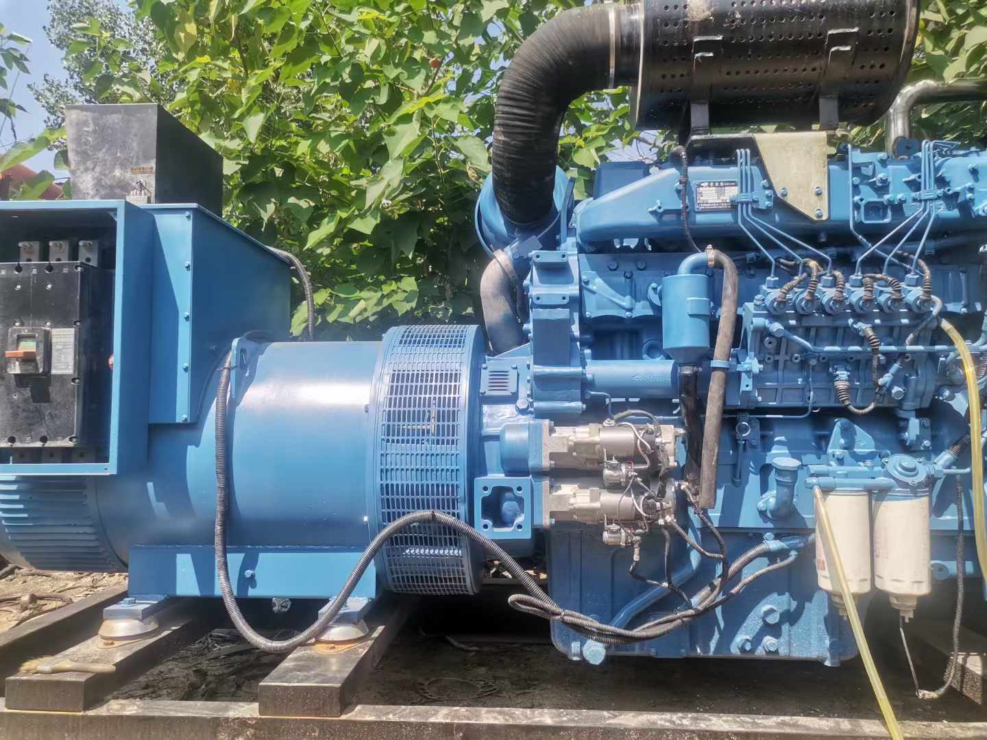 环江详细说明降低 800kW 柴油发电机输出电流波动的方法