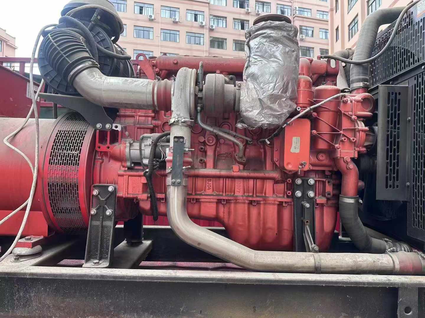环江如何选择适合 600kW 柴油发电机组的过载保护器？