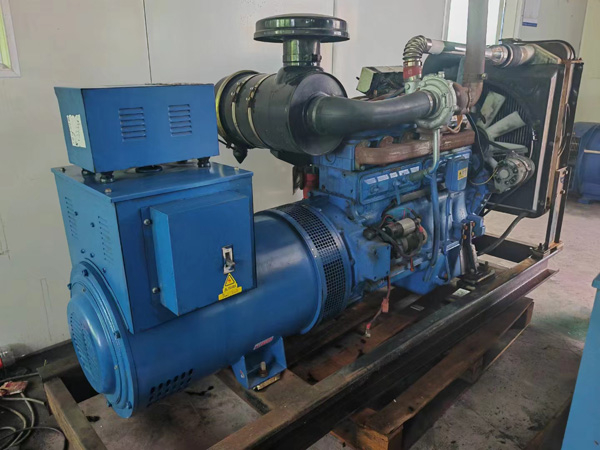 环江100kW柴油发电机组使用多级机油有哪些优缺点？